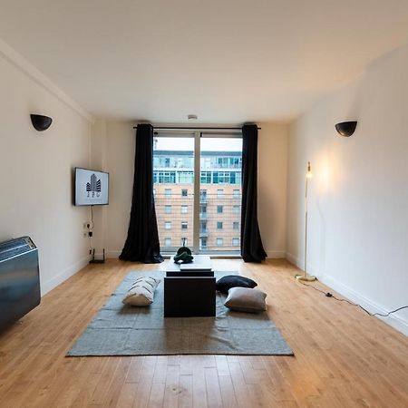 Jpg Theatre Suite - High Floor Mcr Luxe Apartment W Balcony Canal Views 曼彻斯特 外观 照片